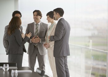 Rémunérations : moins d’augmentations prévues en 2026, les quinquas voient souvent passer le train