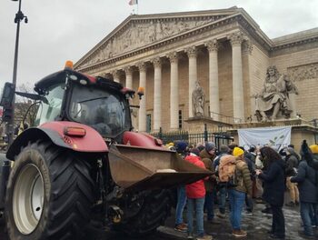 [REPORTAGE] Ce jour où les agriculteurs sont entrés dans Paris