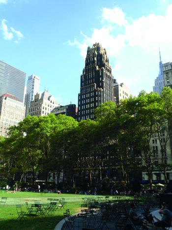 Ce gratte-ciel en forme de radiateur à l’origine du monde des affaires américain